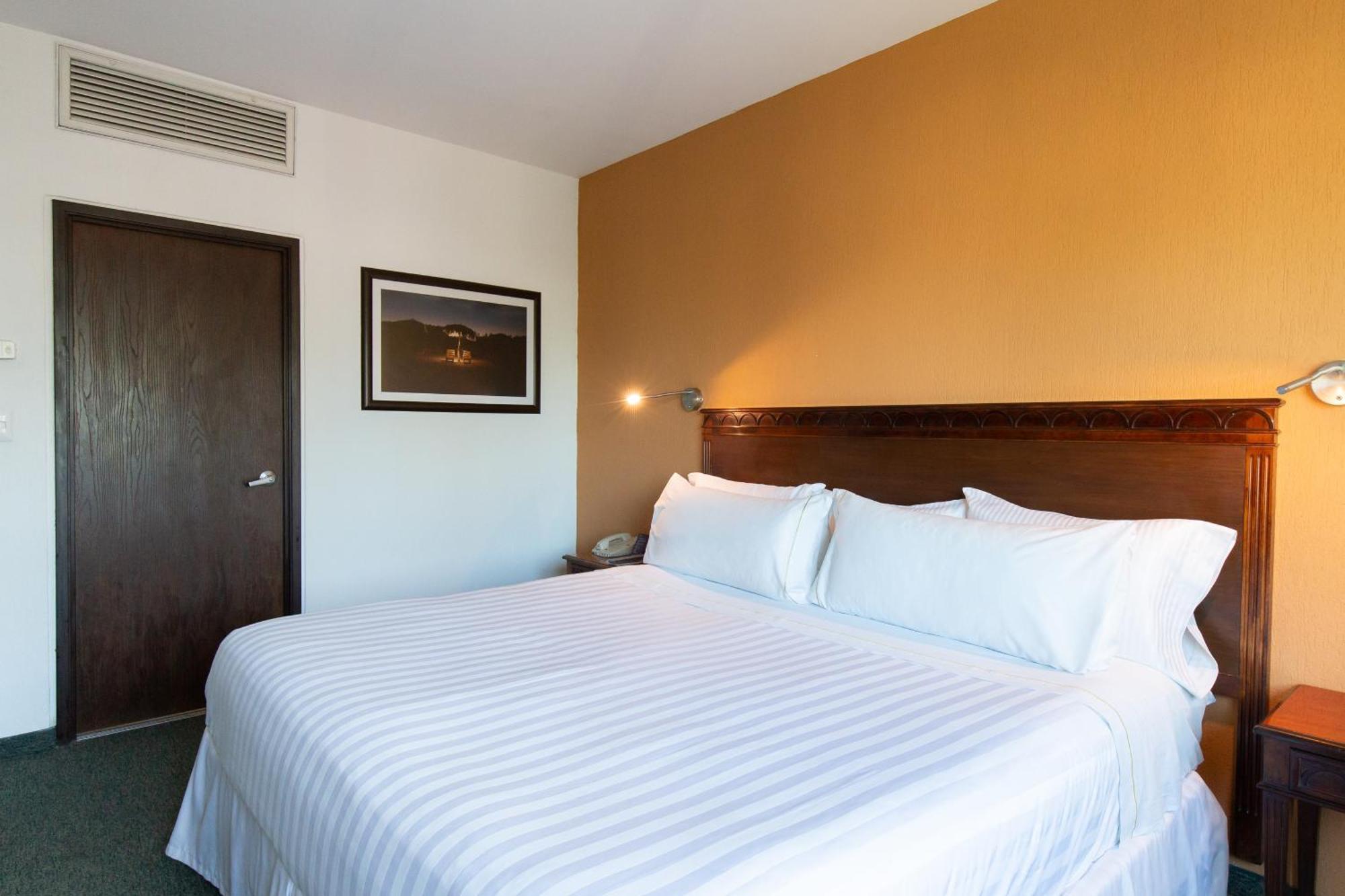 Hs Hotsson Smart Value Tampico Hotel Exterior photo