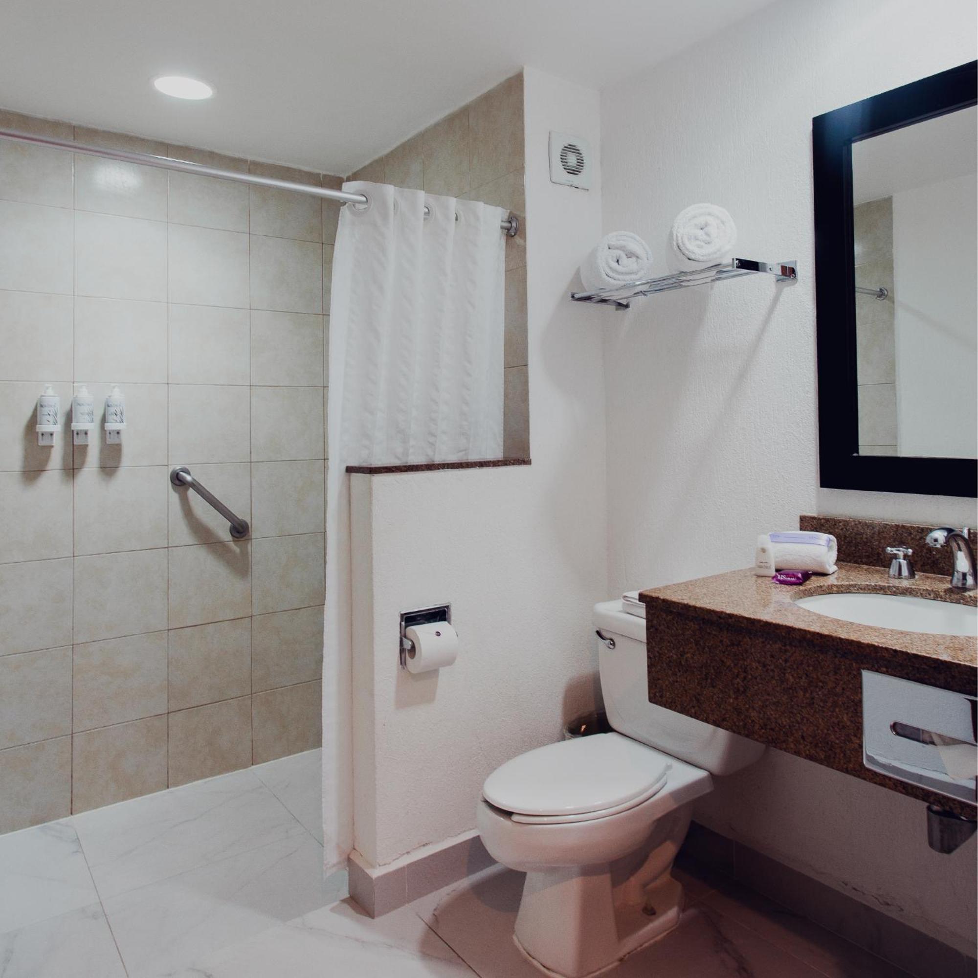 Hs Hotsson Smart Value Tampico Hotel Exterior photo