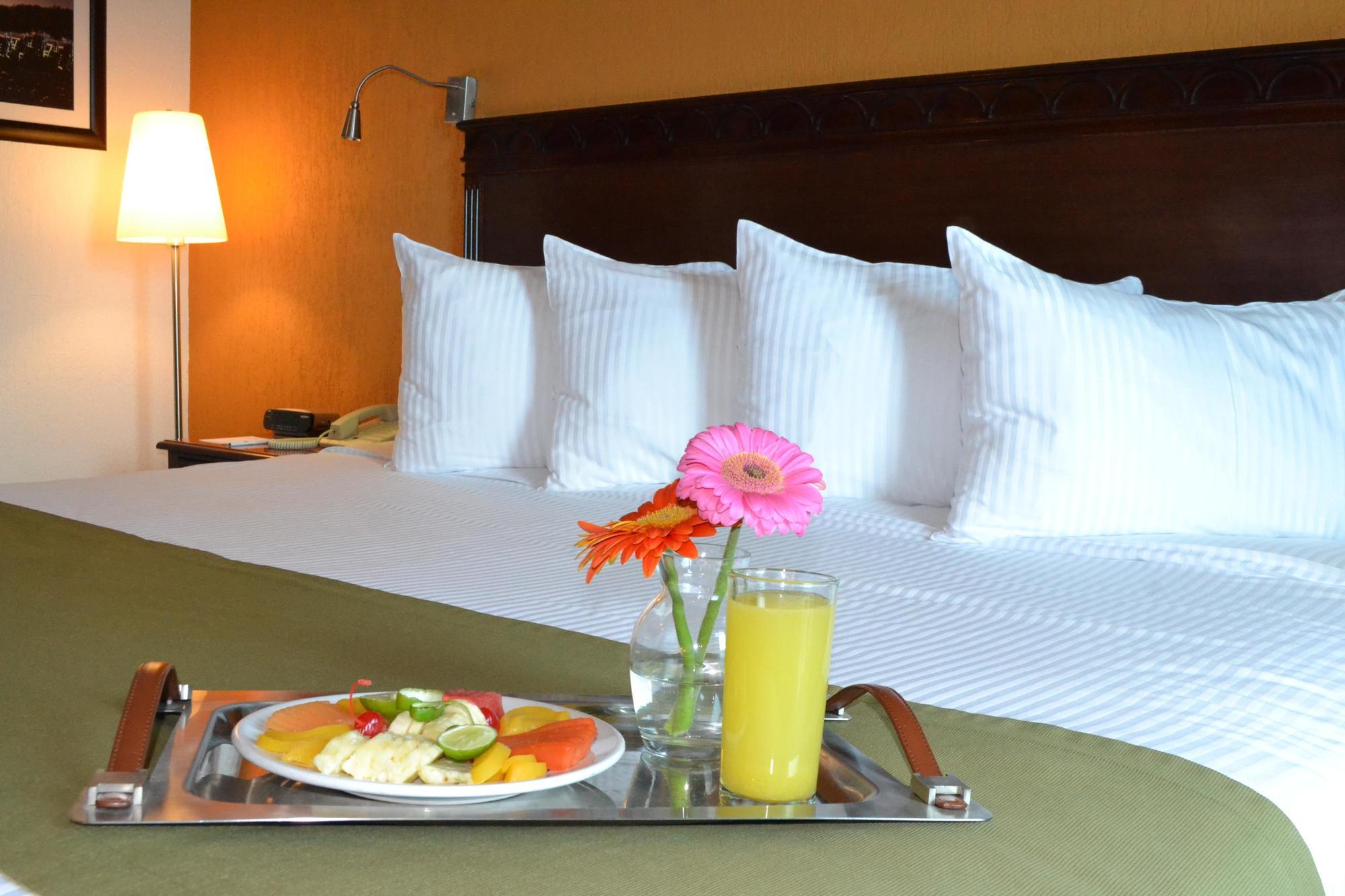 Hs Hotsson Smart Value Tampico Hotel Exterior photo